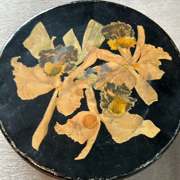 Vintage Canco Candy Tin Helen Harrison 1930’s - Picture 2 of 6